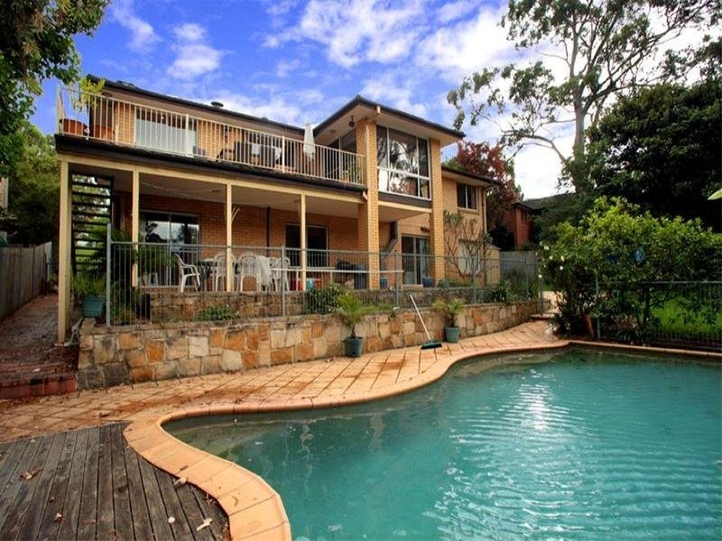 4 Dickson Avenue, West Pennant Hills NSW 2125