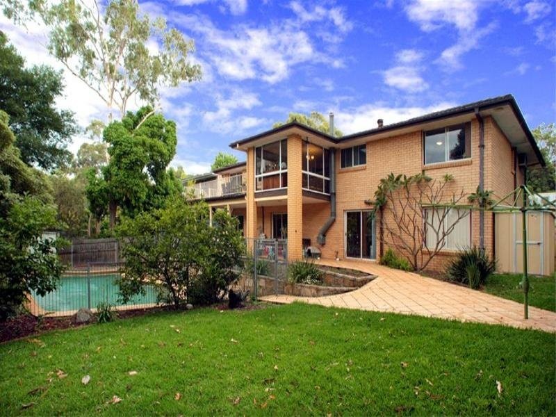 4 Dickson Avenue, West Pennant Hills NSW 2125