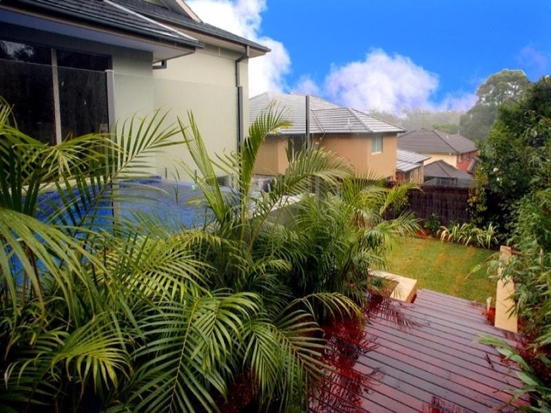 8 Janette Place, Castle Hill NSW 2154