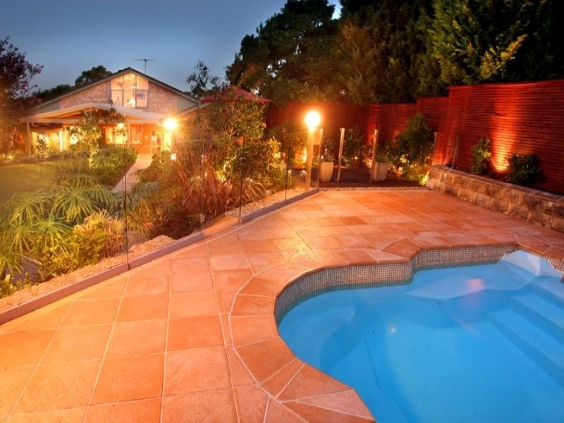 11 Kookaburra Place, West Pennant Hills NSW 2125