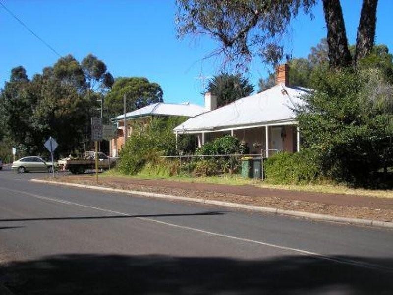 25 Brockman, Balingup WA 6253