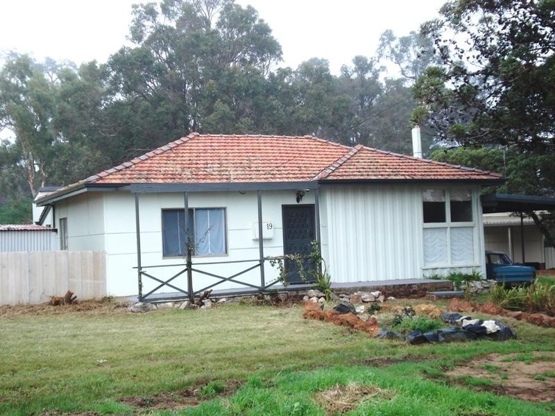 19 Diorite Street, Greenbushes WA 6254
