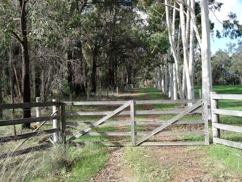 114 James street, North Greenbushes WA 6254