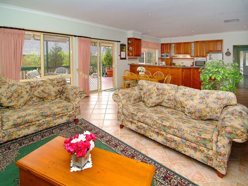 13 Josephine Court, Plenty VIC 3090