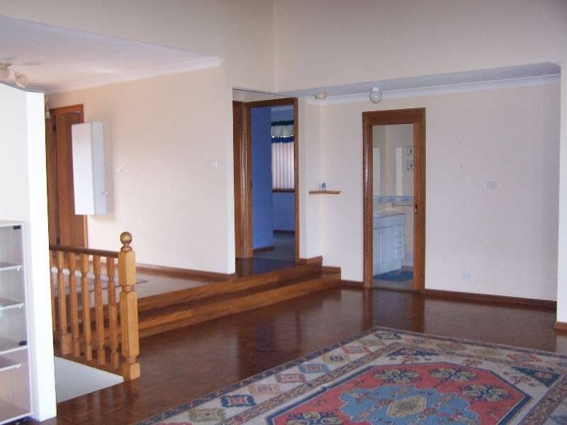 13 Masthead Place, Berkeley NSW 2506