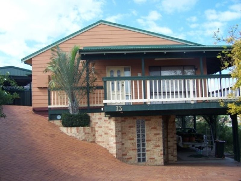 13 Masthead Place, Berkeley NSW 2506
