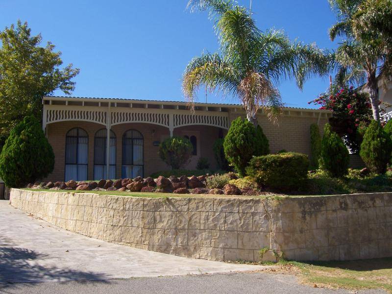 50 Aruma Way, City Beach WA 6015