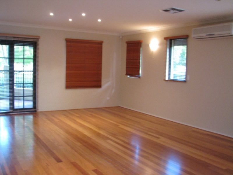 28 Mere View Way, Subiaco WA 6008