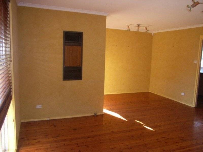 23 Shakespeare St, Wetherill Park NSW 2164