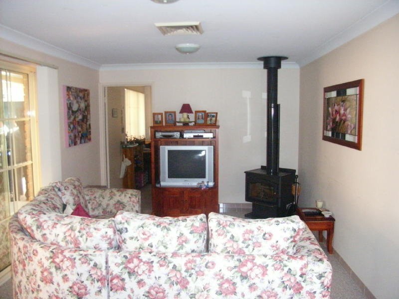 5 Reynella Close, Edensor Park NSW 2176