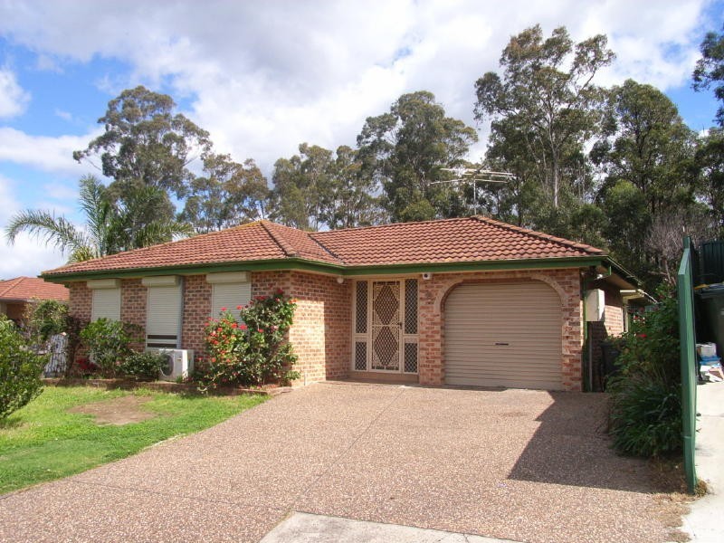 3 Opal Place, Bossley Park NSW 2176