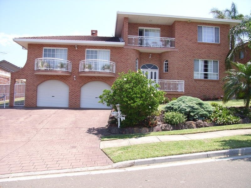 5 Falmer Street, Abbotsbury NSW 2176