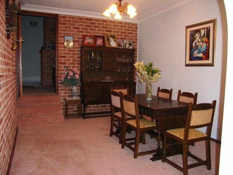 5 Falmer Street, Abbotsbury NSW 2176