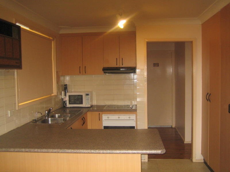 13 Dryden Place, Wetherill Park NSW 2164