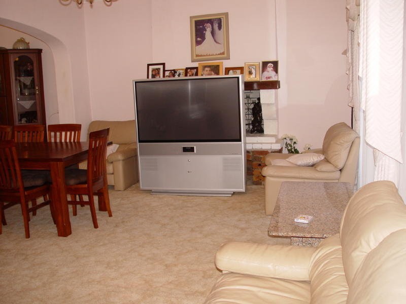 11 Lyell Street, Bossley Park NSW 2176