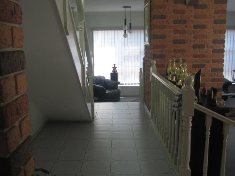 1 Parr Close, Bossley Park NSW 2176