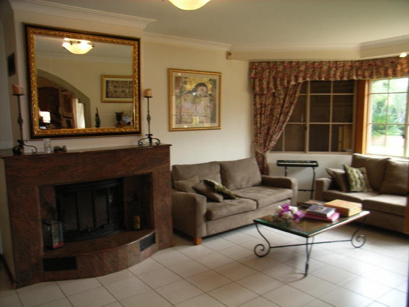 14 Mariner Cresent, Abbotsbury NSW 2176