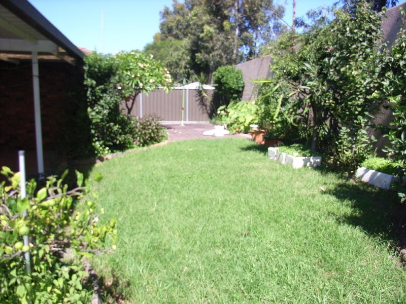 14 Lismore Close, Bossley Park NSW 2176