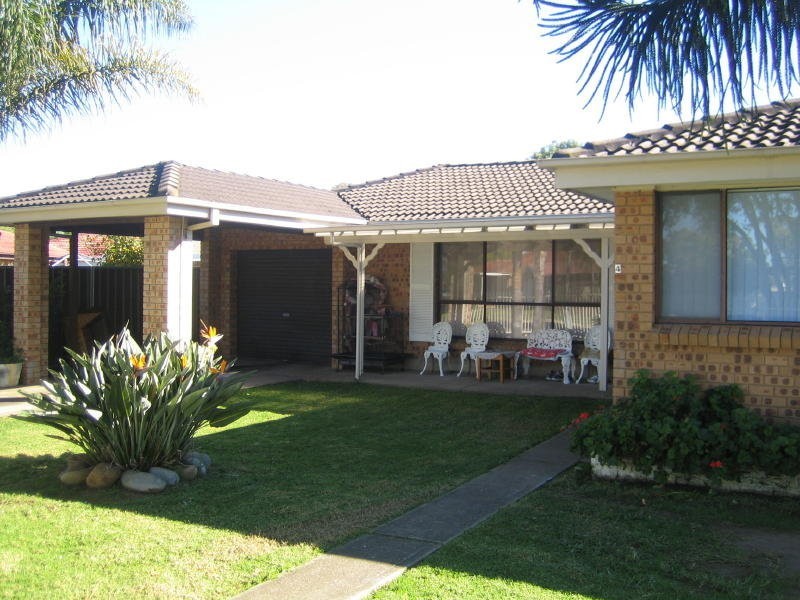 4 Esperance Crescent, Wakeley NSW 2176