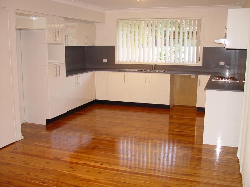 17 Devenish Street, Greenfield Park NSW 2176