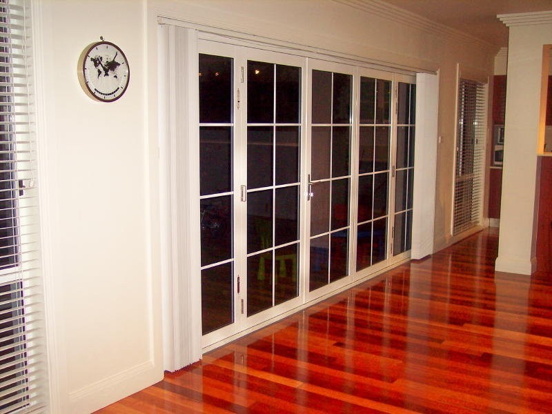 15 Battenberg Close, Cecil Hills NSW 2171