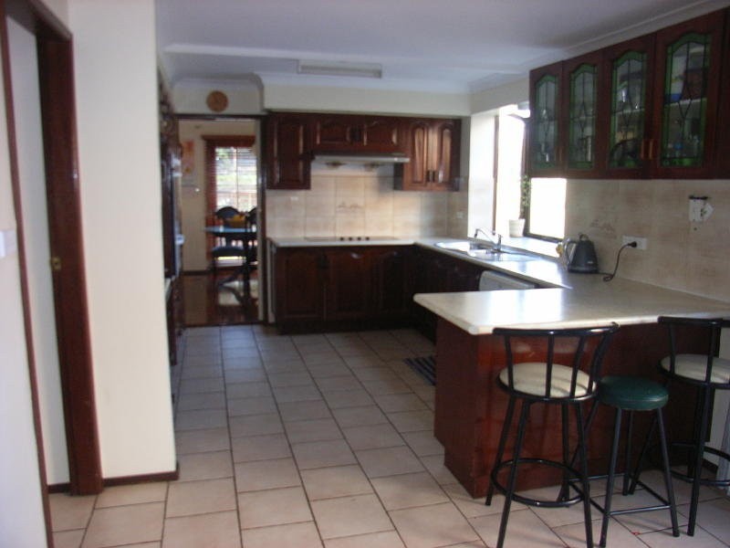 8 Shropshire Close, Wakeley NSW 2176