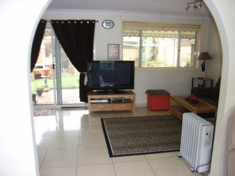 14 Roland Street, Bossley Park NSW 2176