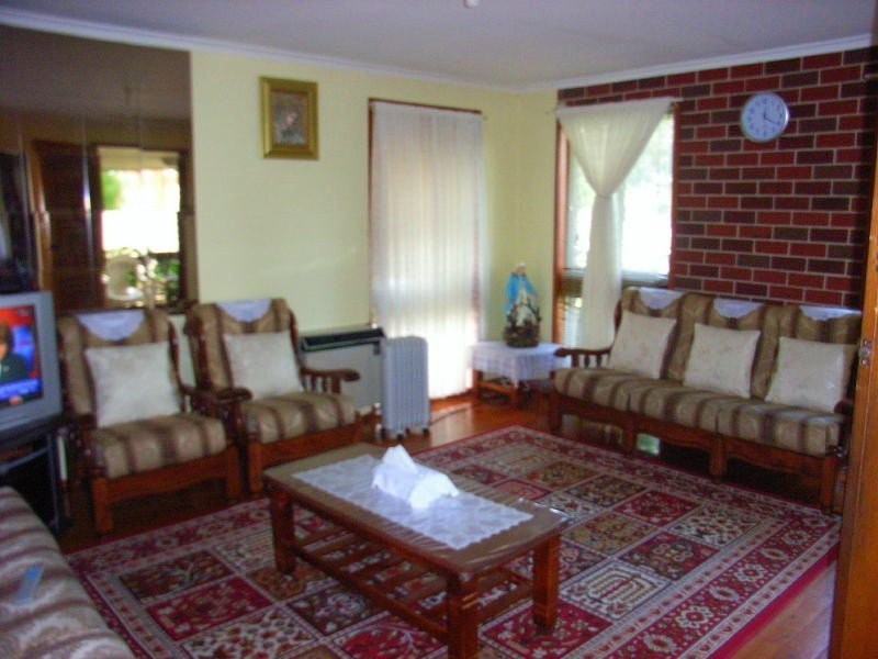 5 Burramy Close, Bossley Park NSW 2176