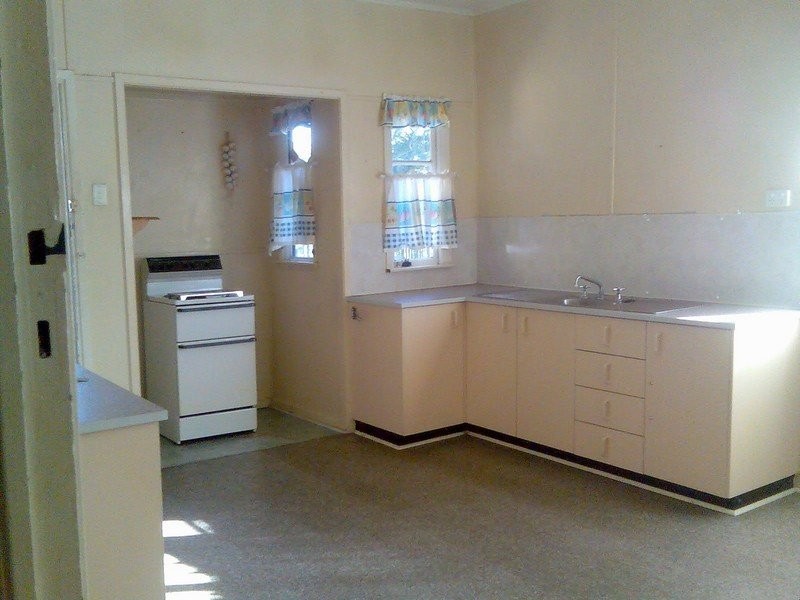 42 Agnes Street, Acacia Ridge QLD 4110