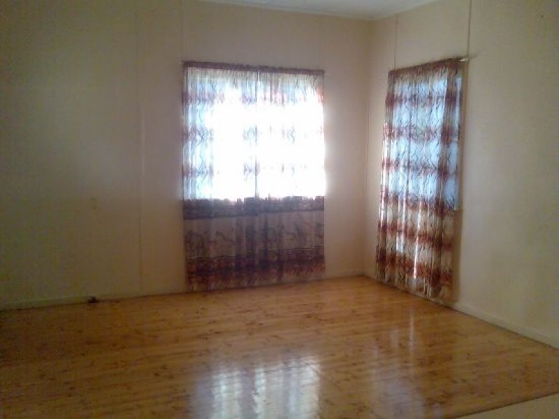 42 Agnes Street, Acacia Ridge QLD 4110