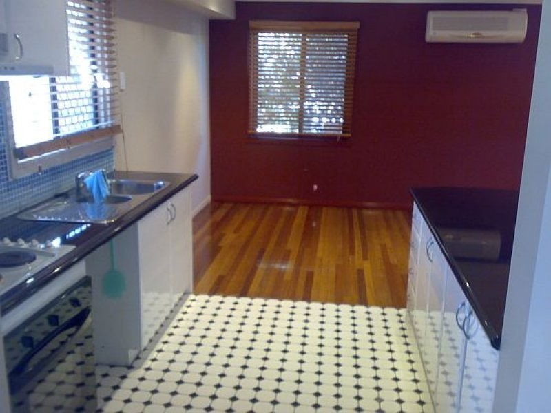 18 Fadden Street, Acacia Ridge QLD 4110