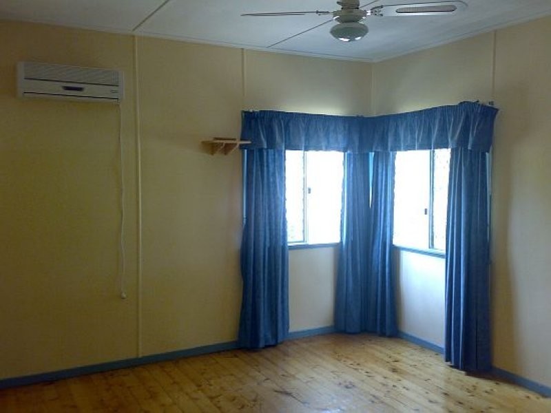 27 Mulvey Street, Acacia Ridge QLD 4110