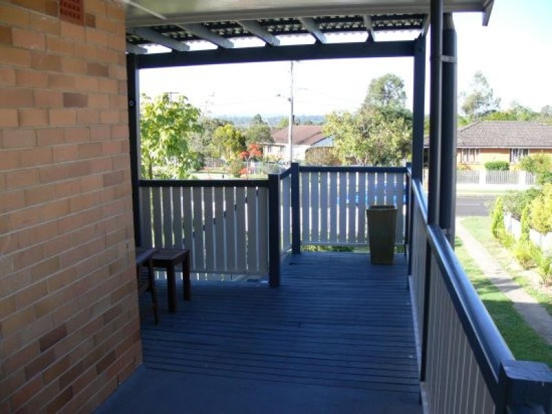 39 Price Street, Riverview QLD 4303