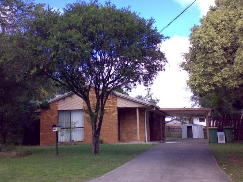 14 Nigel St, Redbank Plains QLD 4301