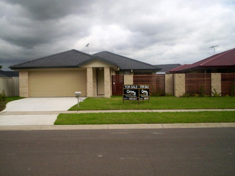 6 ASHTON DRIVE, Heddon Greta NSW 2321