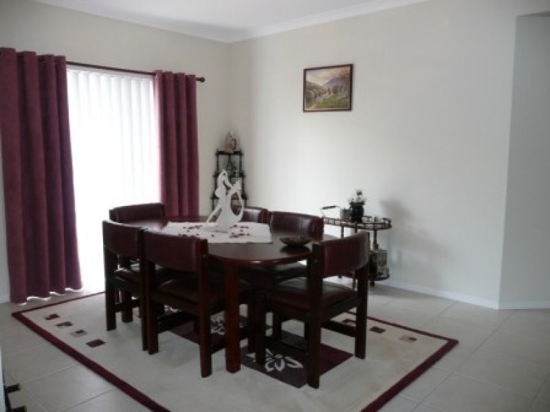 77 Cottonwood Circuit, North Lakes QLD 4509