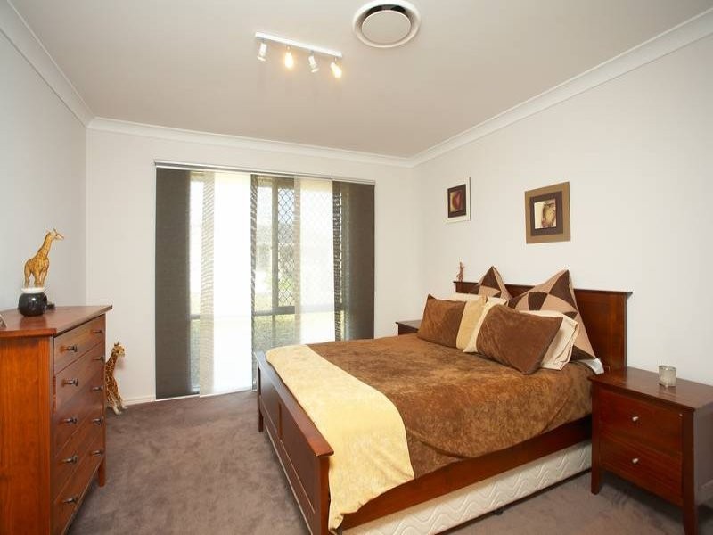 7 Pratincole Close, Mango Hill QLD 4509