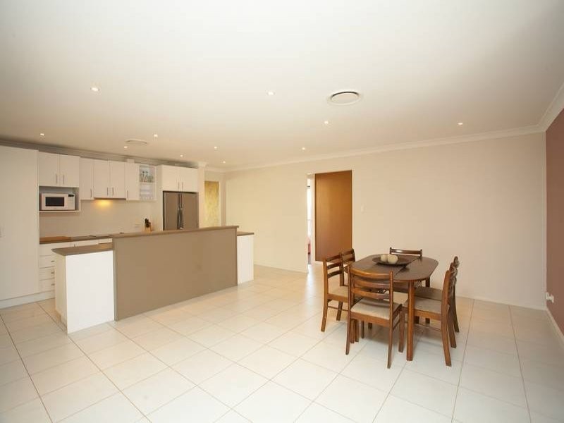 7 Pratincole Close, Mango Hill QLD 4509