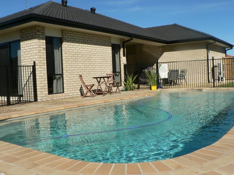 6 Kangaroo Street, North Lakes QLD 4509