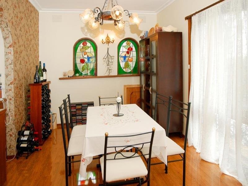 37 Highwood Drive, Wheelers Hill VIC 3150