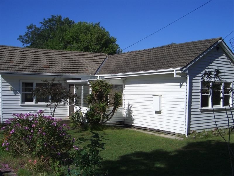 15 Derwent Street, Ringwood North VIC 3134