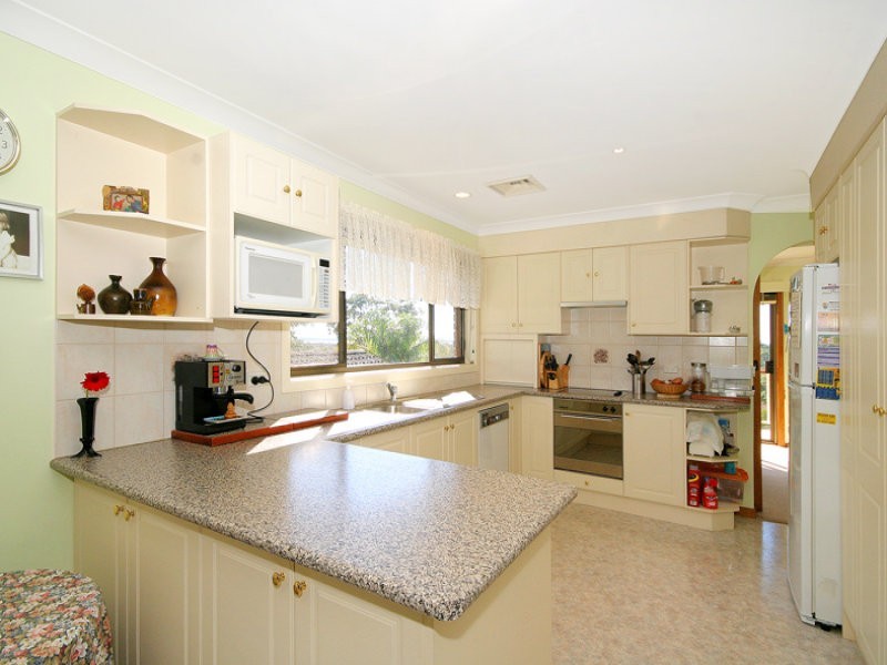 4 Carol Anne Close, Tumbi Umbi NSW 2261