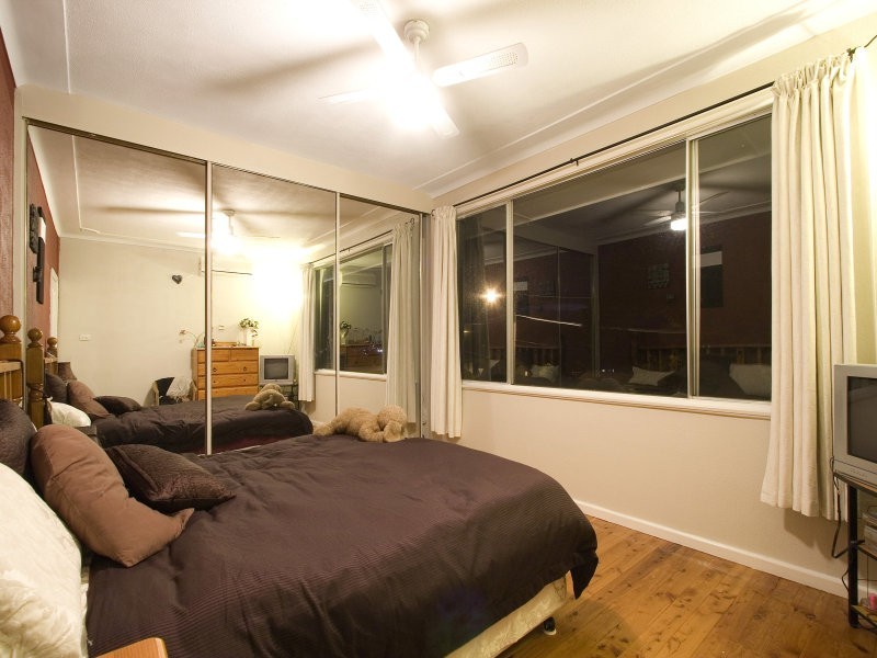 290 Avoca Drive, Green Point NSW 2251