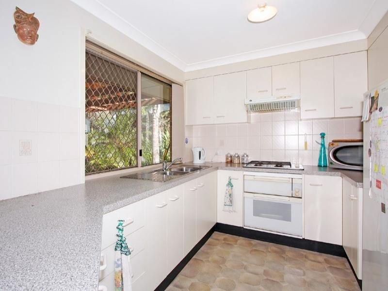 2 Jacaranda Ave, Glenning Valley NSW 2261