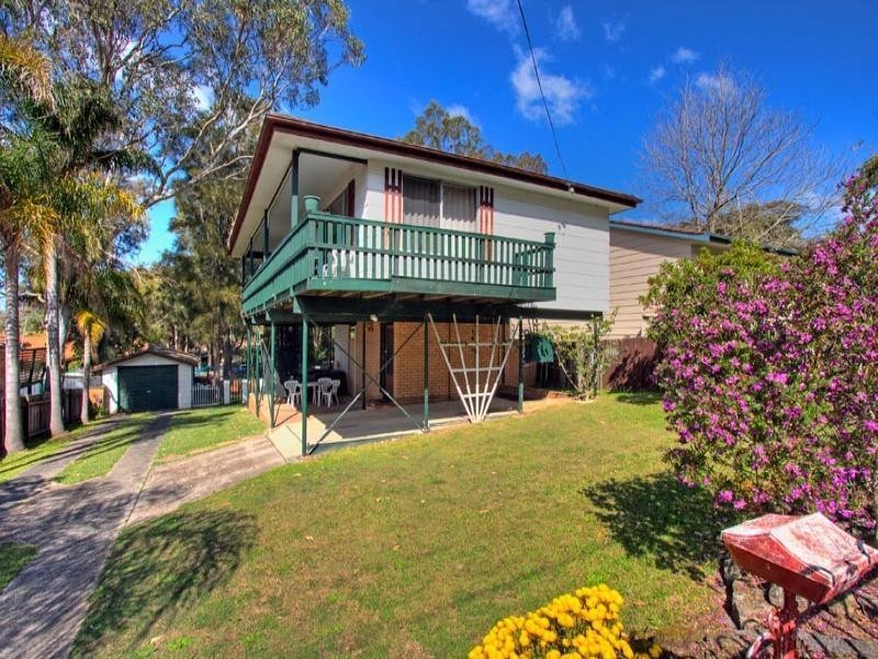 32 Platypus Rd, Berkeley Vale NSW 2261