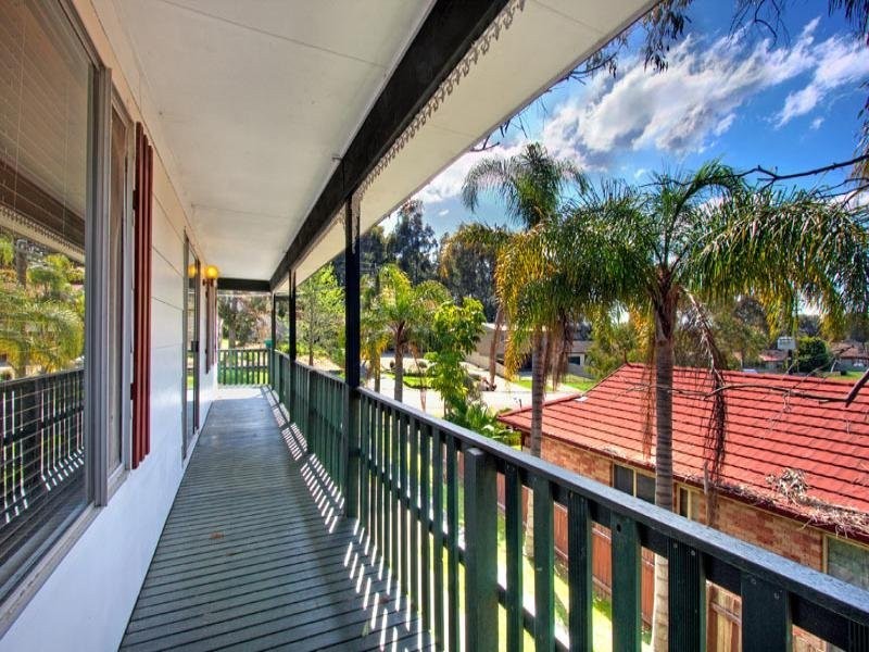 32 Platypus Rd, Berkeley Vale NSW 2261
