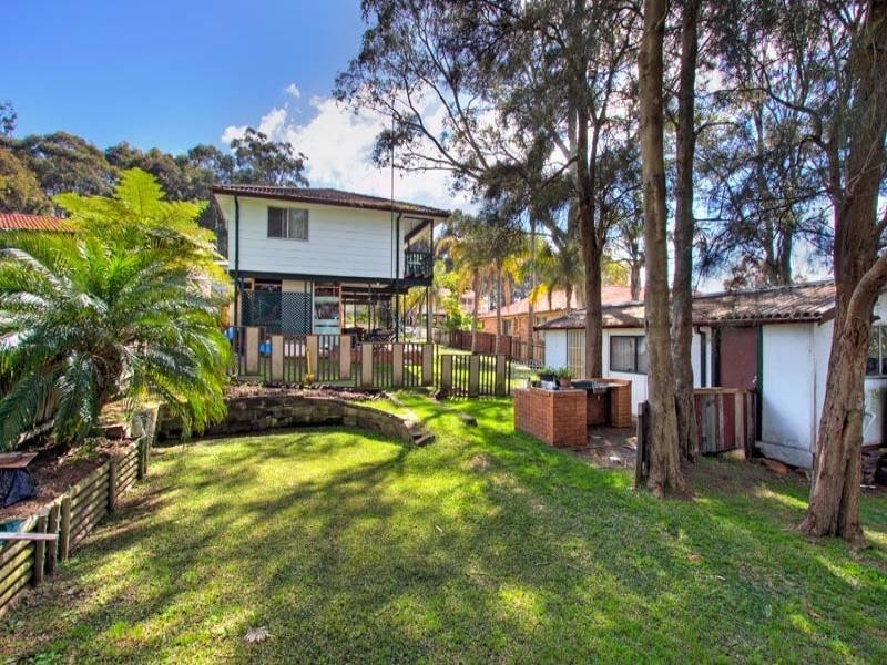 32 Platypus Rd, Berkeley Vale NSW 2261