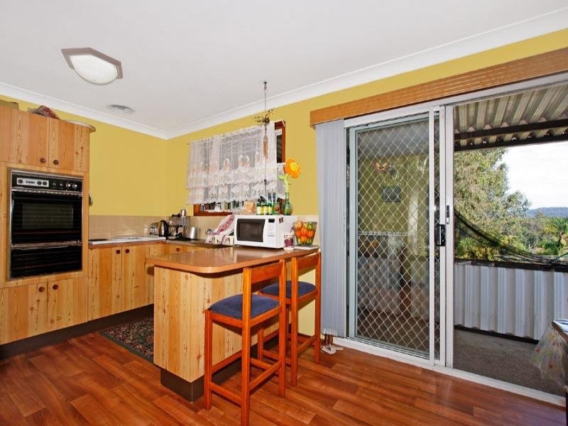 85 Thomas Walker Dr, Chittaway Bay NSW 2261