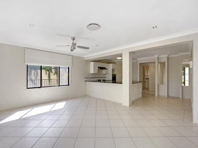 43 Lakin Street, Bateau Bay NSW 2261