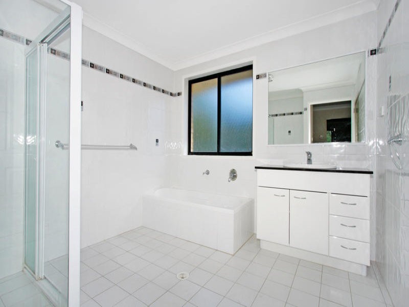 43 Lakin Street, Bateau Bay NSW 2261